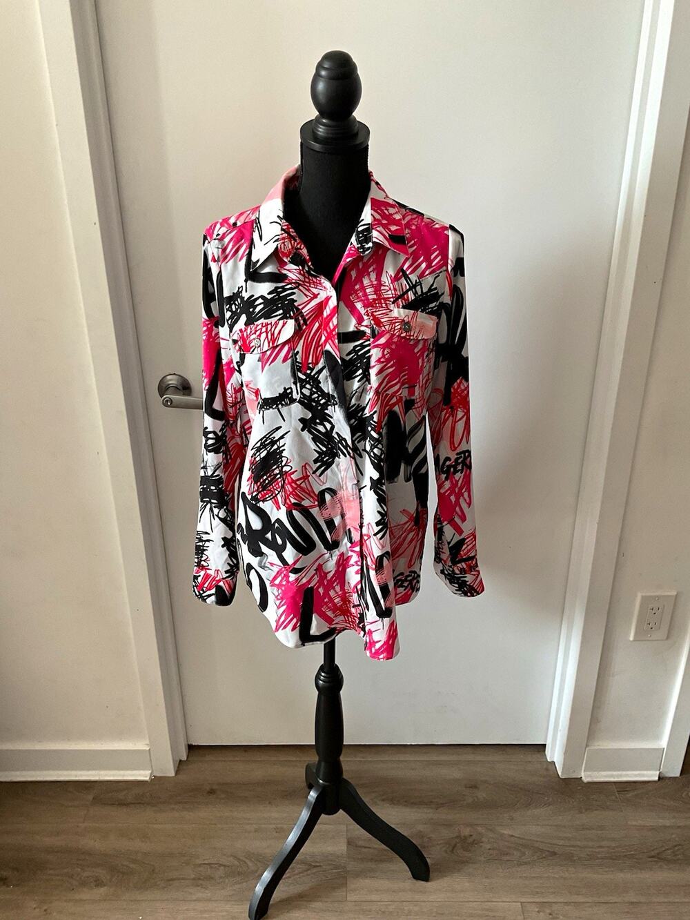 Karl Lagerfeld Paris Abstract Print Collared Long Sleeve Button-Up Blouse M